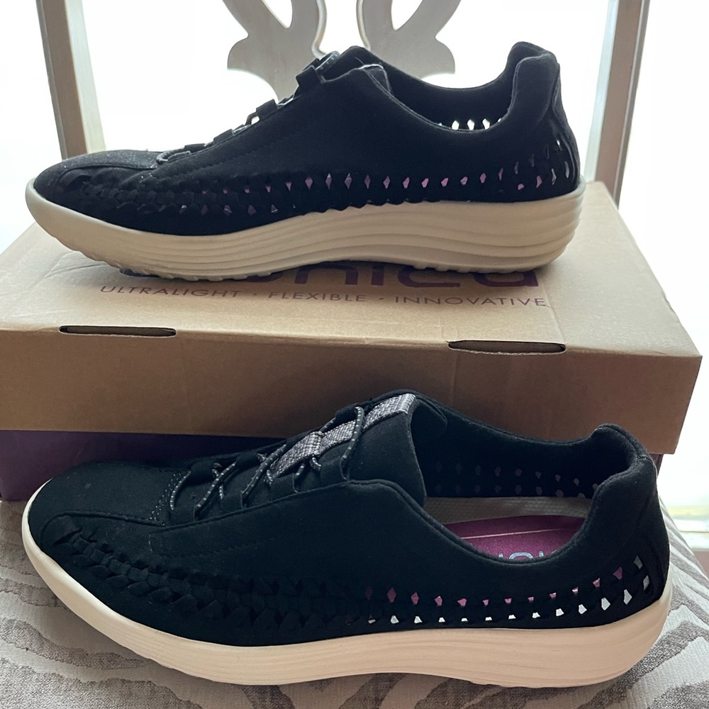 Bionica Marea Black